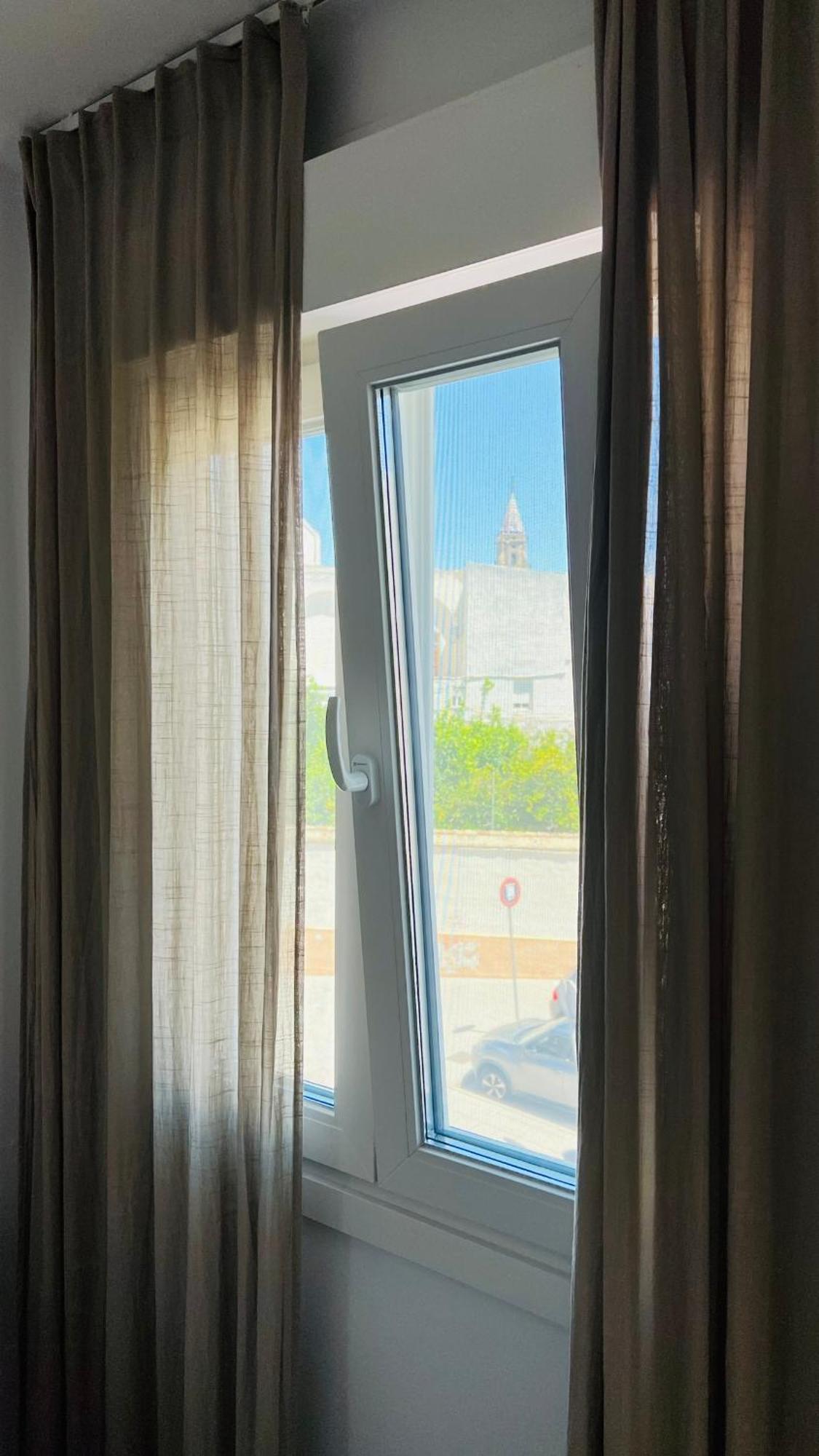 Апартаменты Altos De Jerez & Parking Privado Херес-де-ла-Фронтера Экстерьер фото